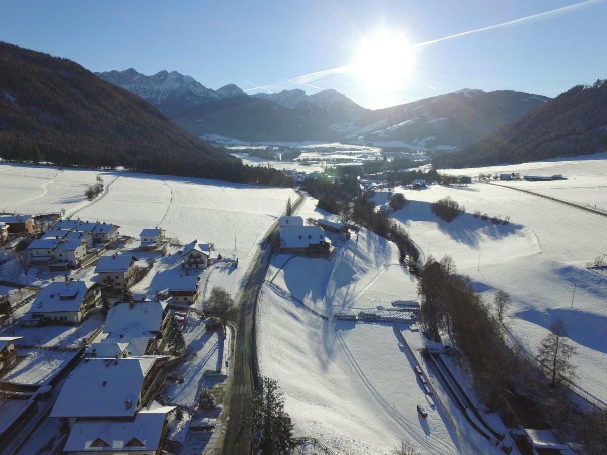 Garni Renzler Bed & Breakfast Rasun di Sopra Exterior photo